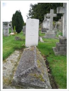 Grave of Captain J F Dearden DSM MC & 2 Bars
