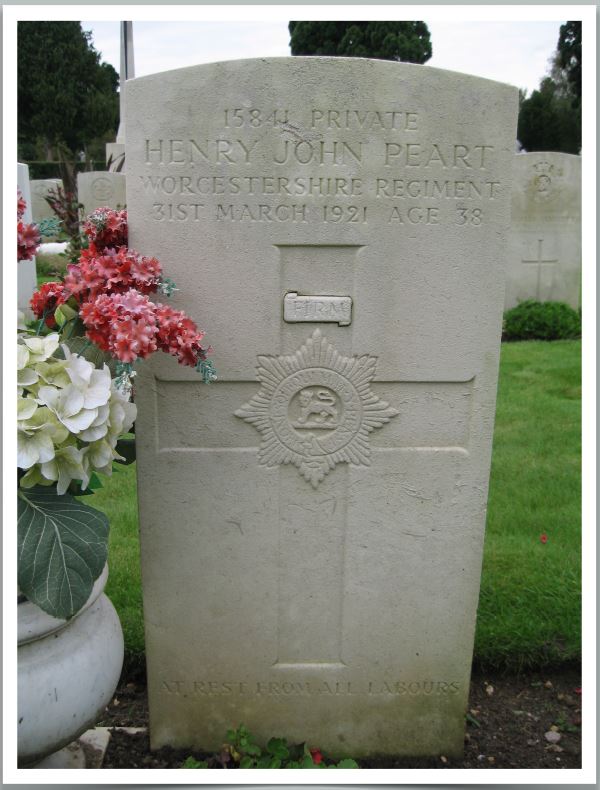 Private Henry John Peart (15841)